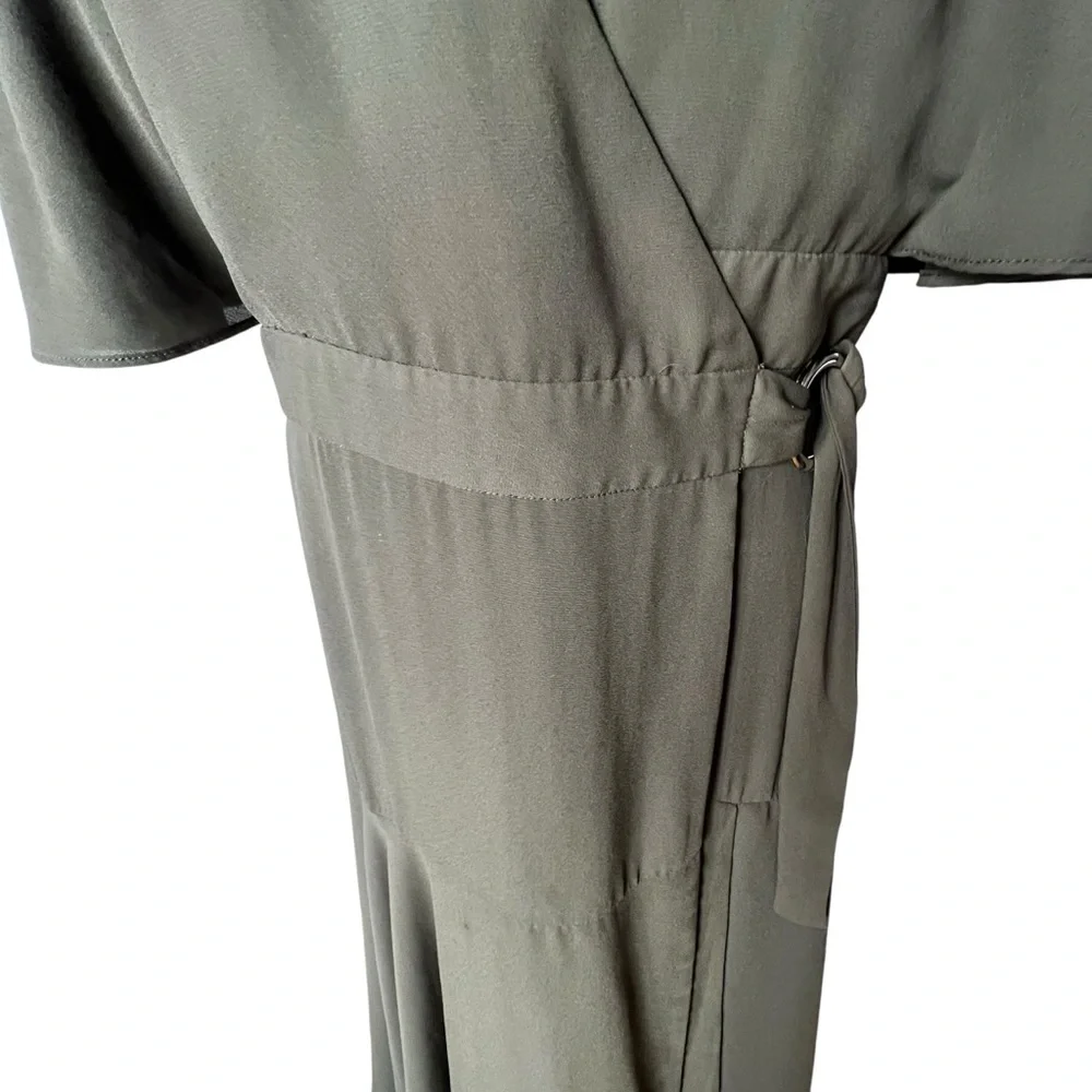 Fame and Partners Green Midi V-Neckline Wrap Dress in Size 8 - Picture 3 of 13